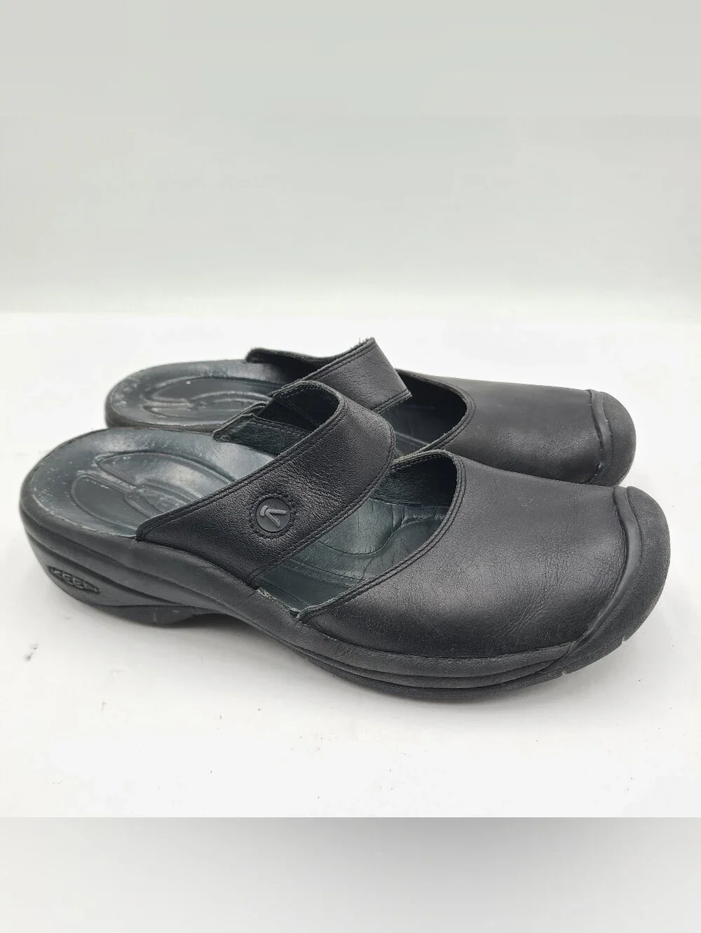 B45 Keen Saratoga Black Mary Jane Flats Mules Womens Size 8.5